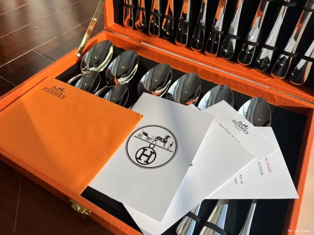 HERMES CUSTOM CUTLERY SET 0515